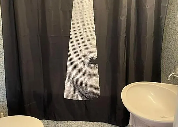 Vista Con Piscina * ルガーノ